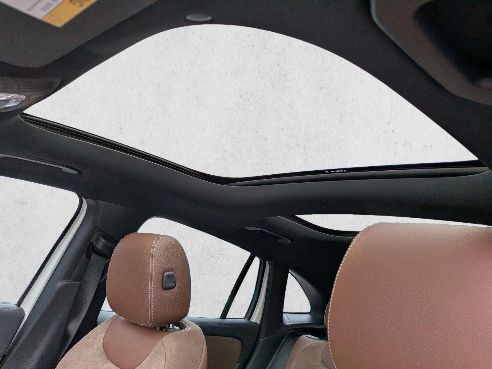 New 2026 Polar White Mercedes-Benz AMG® GLA 35 4MATIC SUV image 15