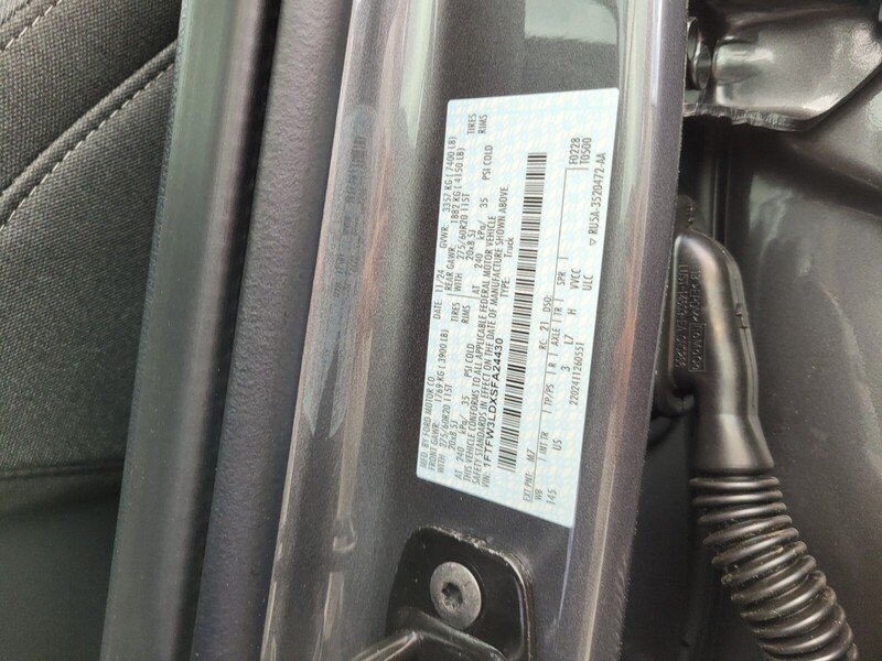 2025 Ford F-150 XLT - Photo 38