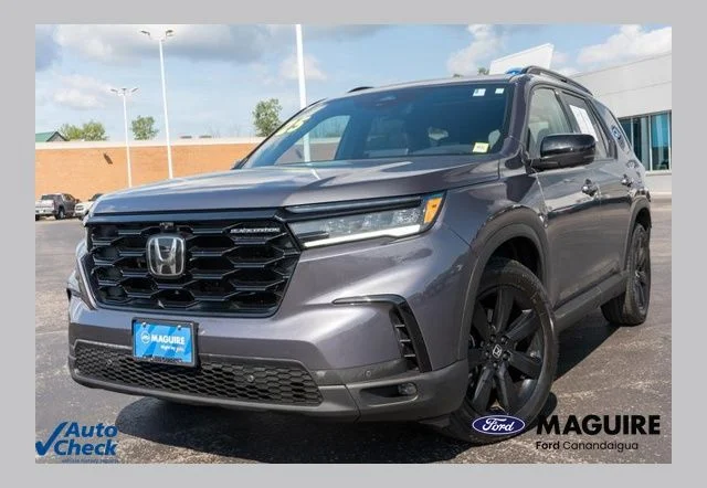 Used 2025  Honda Black Edition image 1