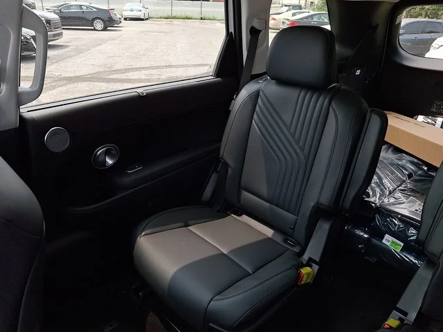 New 2026 White Hyundai SEL Premium image 12