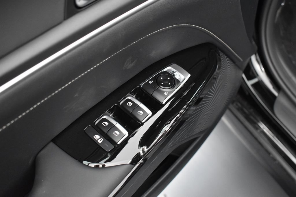 New 2026 Aurora Black Pearl Kia GT-Line FWD image 6