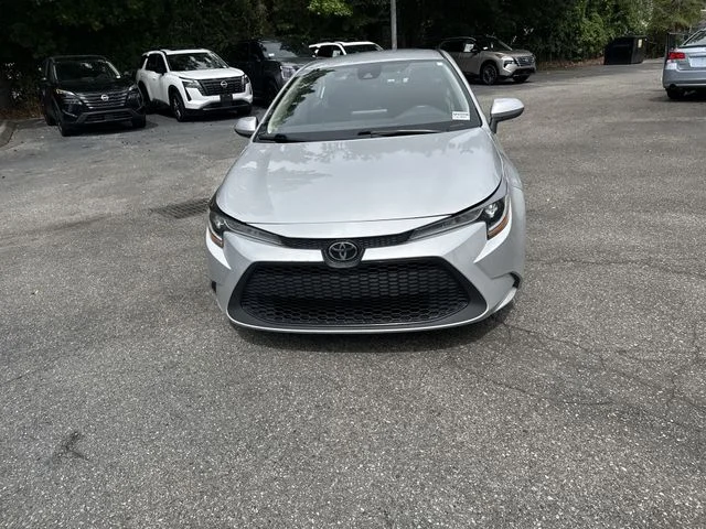 Used 2022 Silver Toyota LE image 2