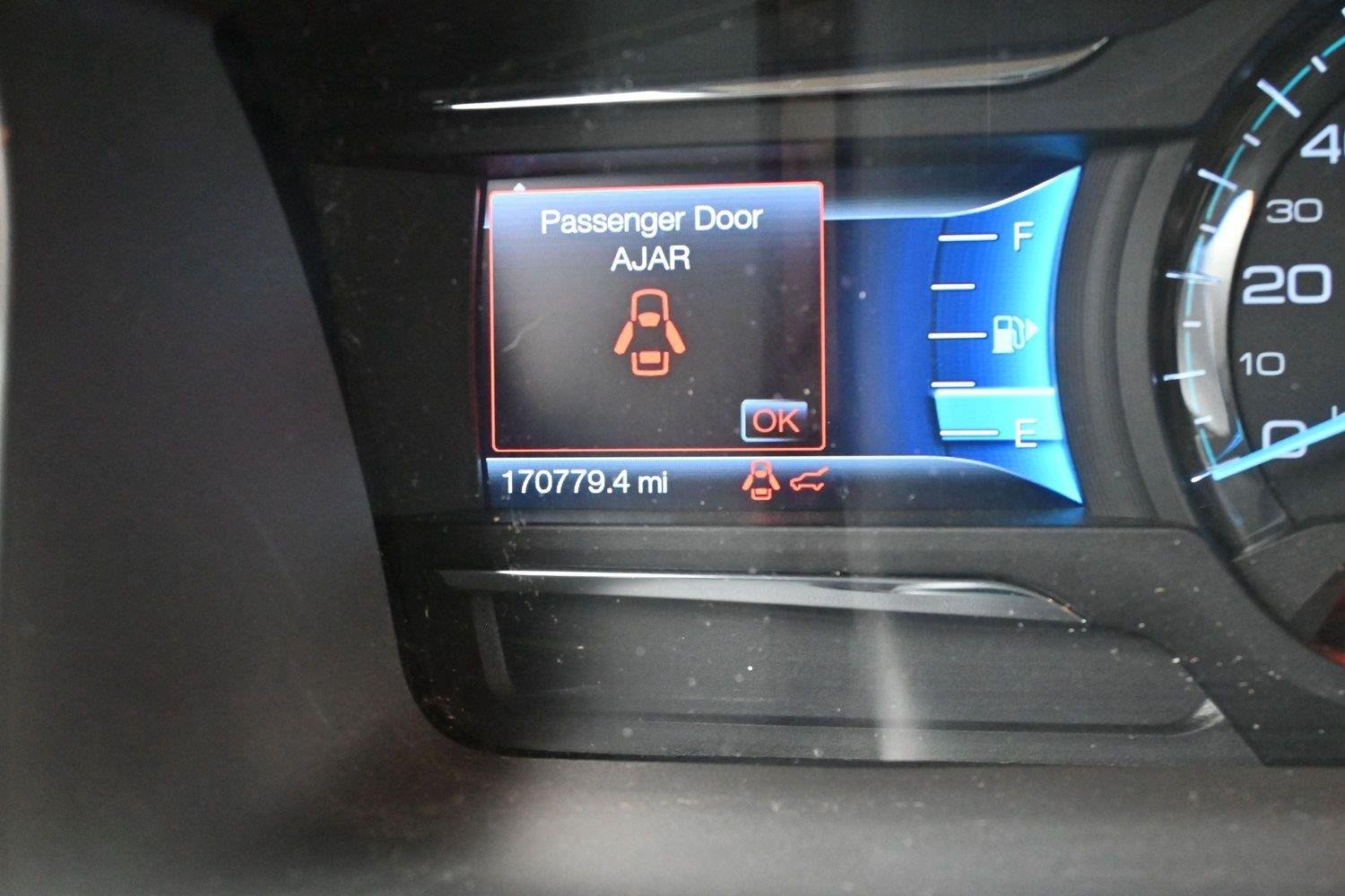 Used 2014 Ruby Red Metallic Tinted Clearcoat Ford Limited image 20