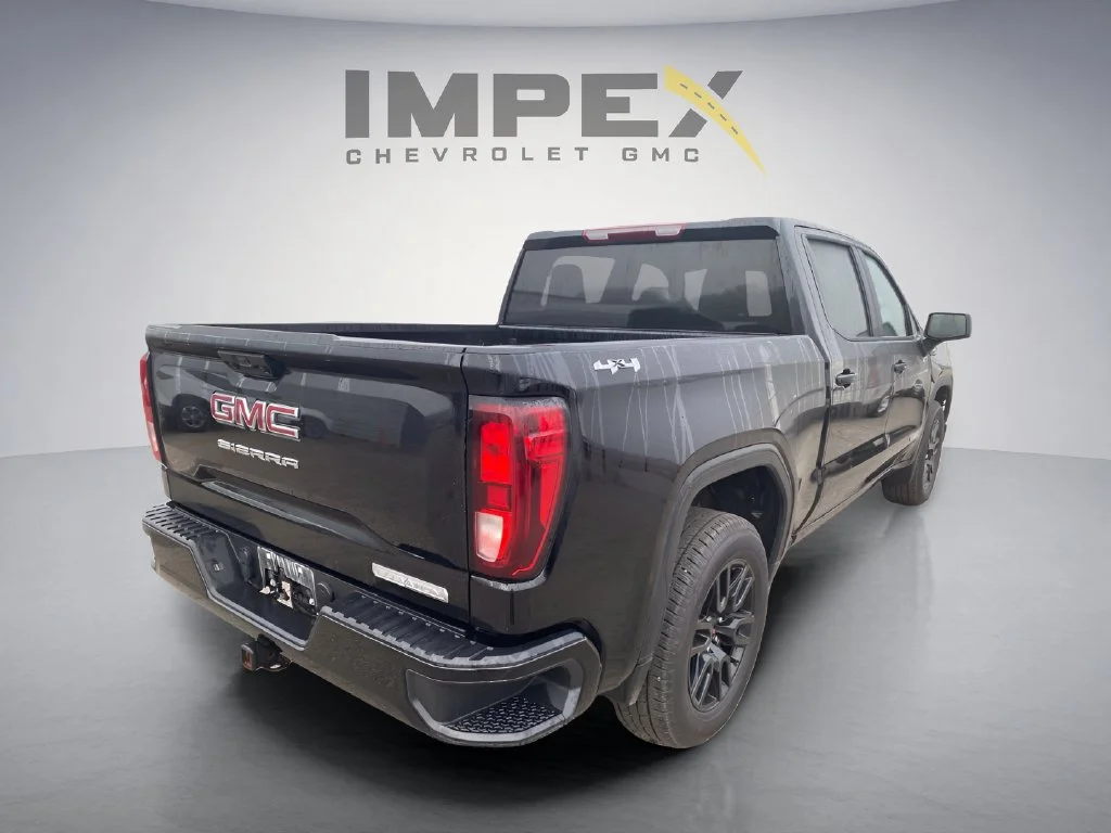 Used 2025 Onyx Black GMC Elevation image 5