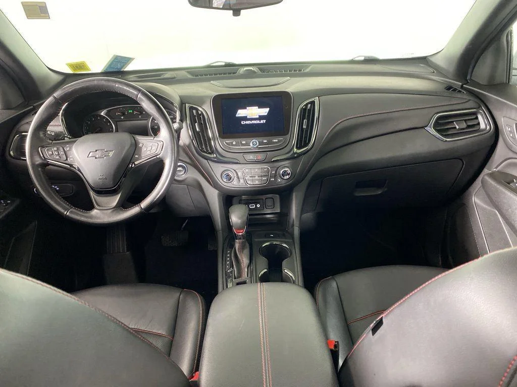 Used 2022 Summit White Chevrolet RS image 23