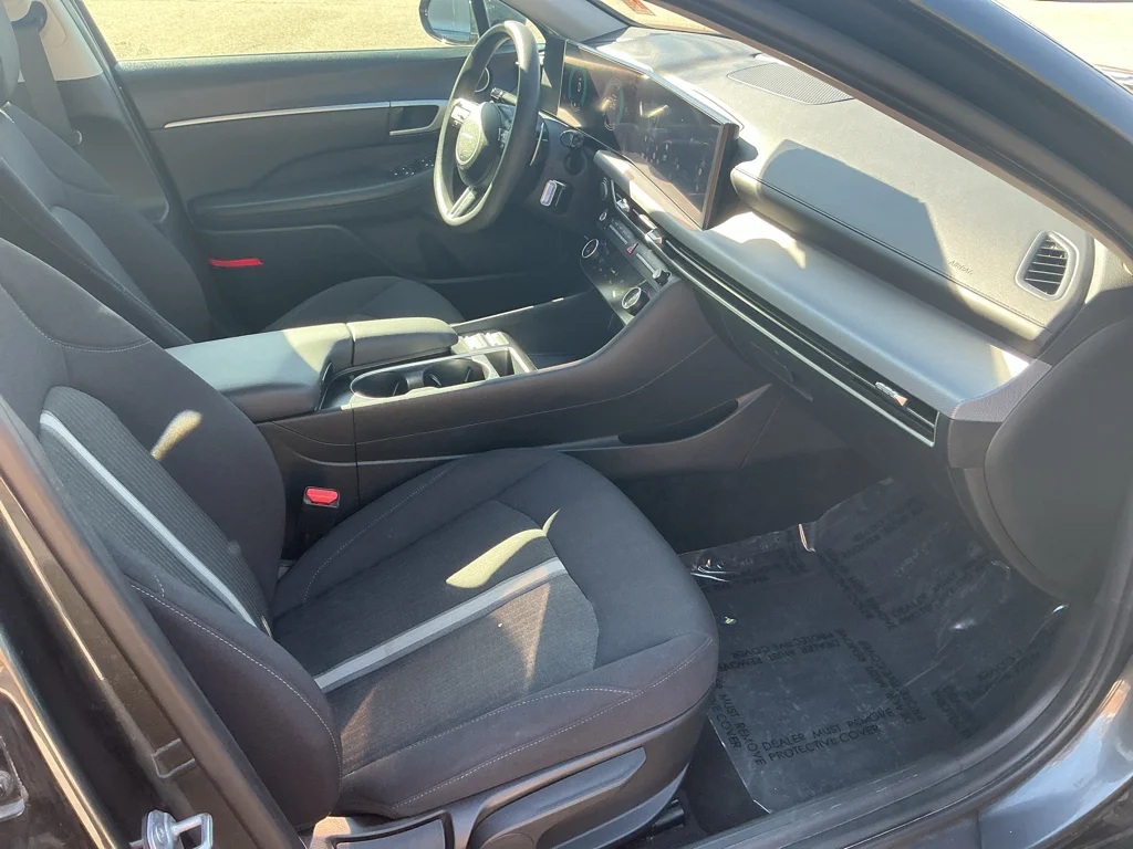 Used 2024 Portofino Gray Hyundai SEL image 13