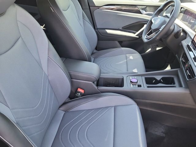 New 2026 Gray Volkswagen 2.0T SE R-Line Black image 17