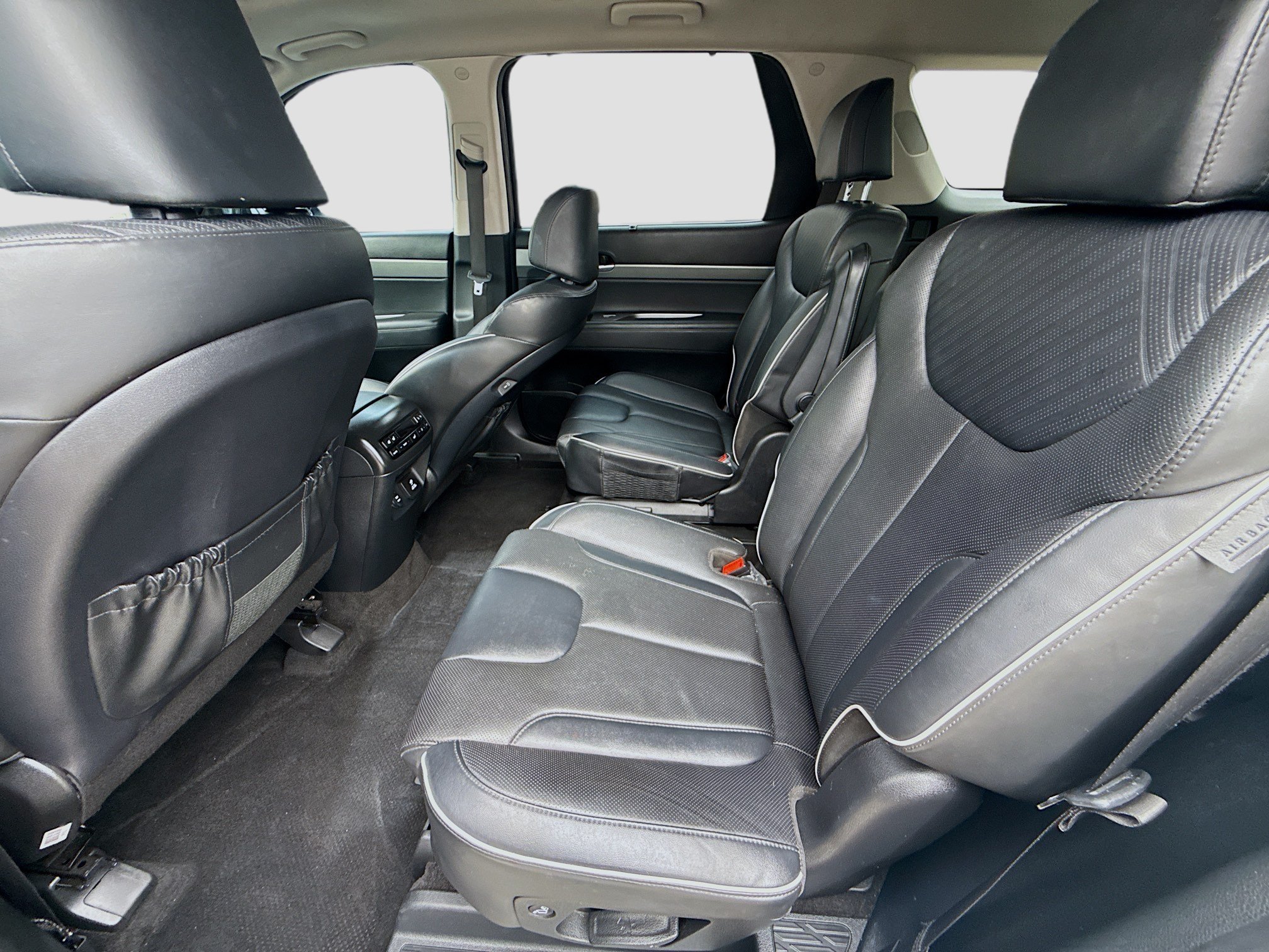 Used 2023 Abyss Black Pearl Hyundai SEL image 21