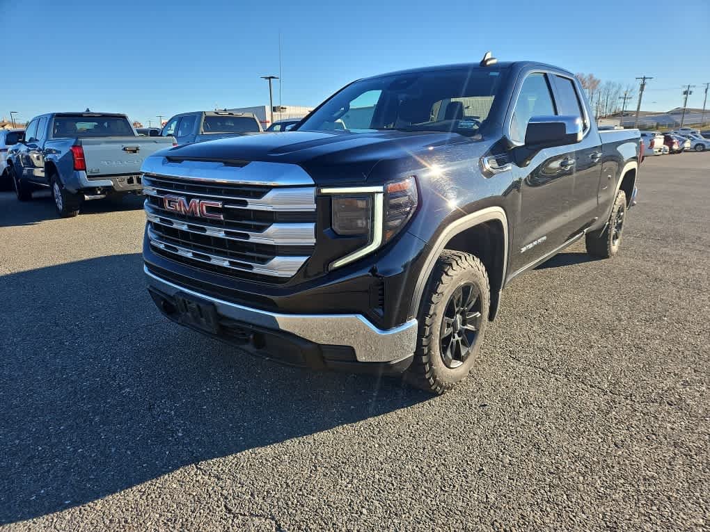 2024 GMC Sierra 1500 SLE