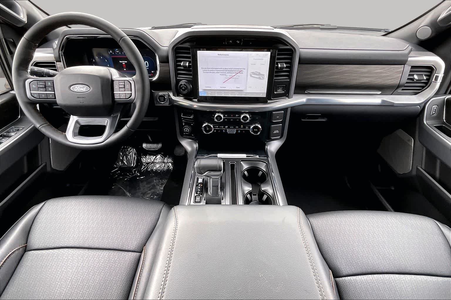 New 2026 Star White Metallic Tri-Coat Ford Lariat® image 5