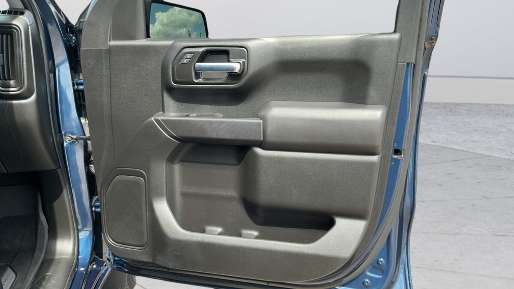 Used 2022 Blue Chevrolet Custom image 23
