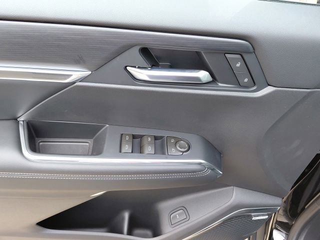 New 2026 Ebony Twilight Metallic GMC Elevation image 27