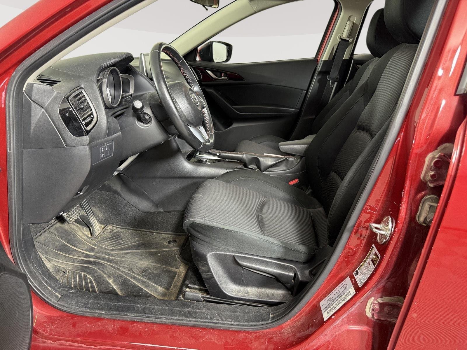 Used 2015 Soul Red Metallic Mazda i Touring image 5