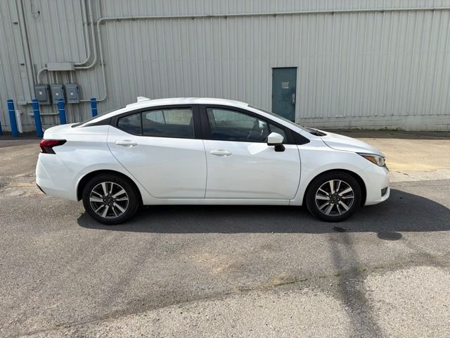 Used 2025 Aspen White Nissan 1.6 SV image 3