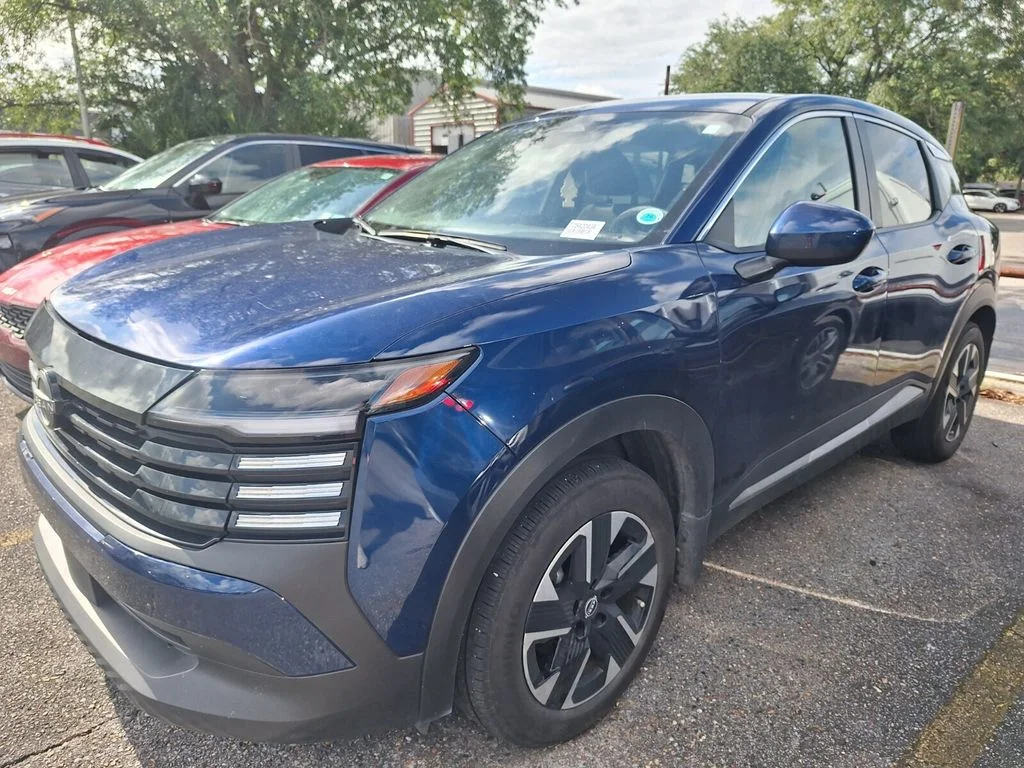 2025 Nissan Kicks 2.0 SV AWD's photo