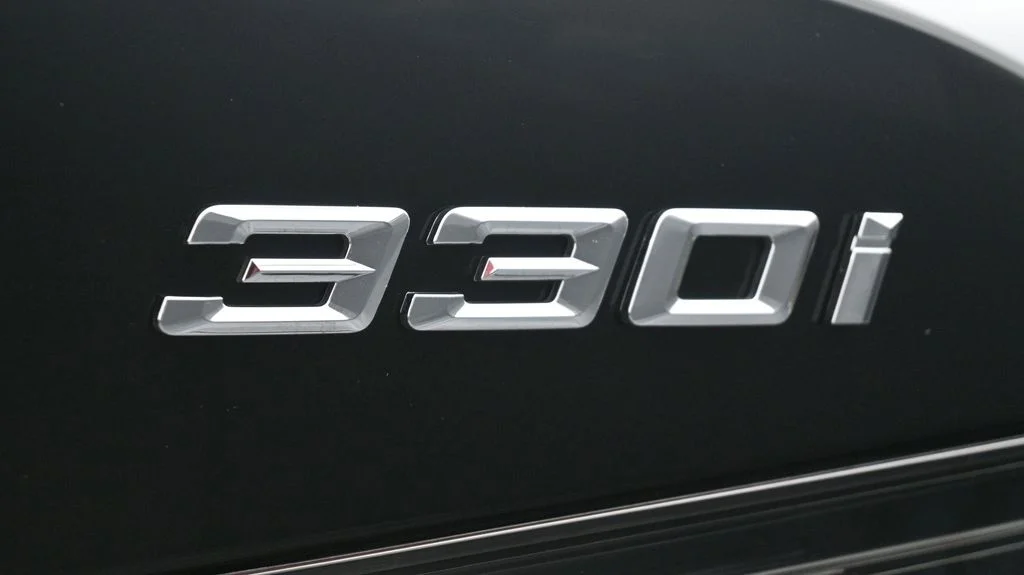 2024 BMW 3 Series 330i - Photo 21