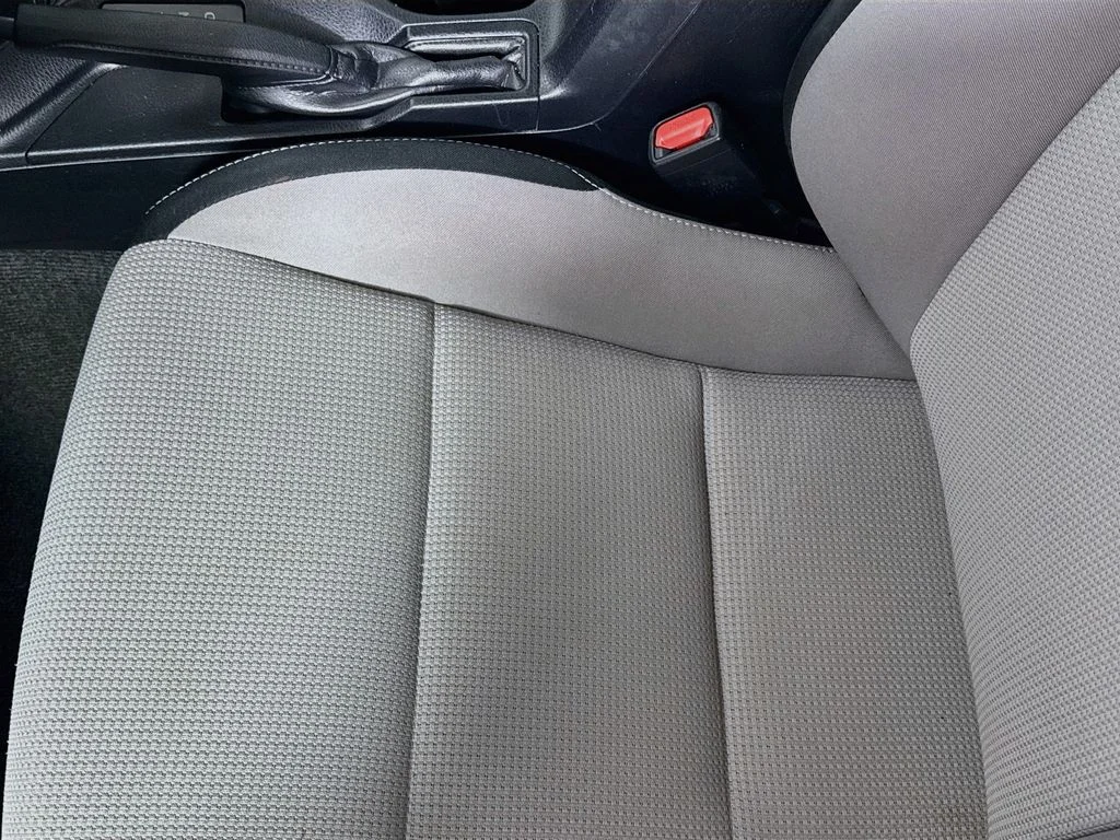 Certified Used 2016 Super White Toyota XLE image 17