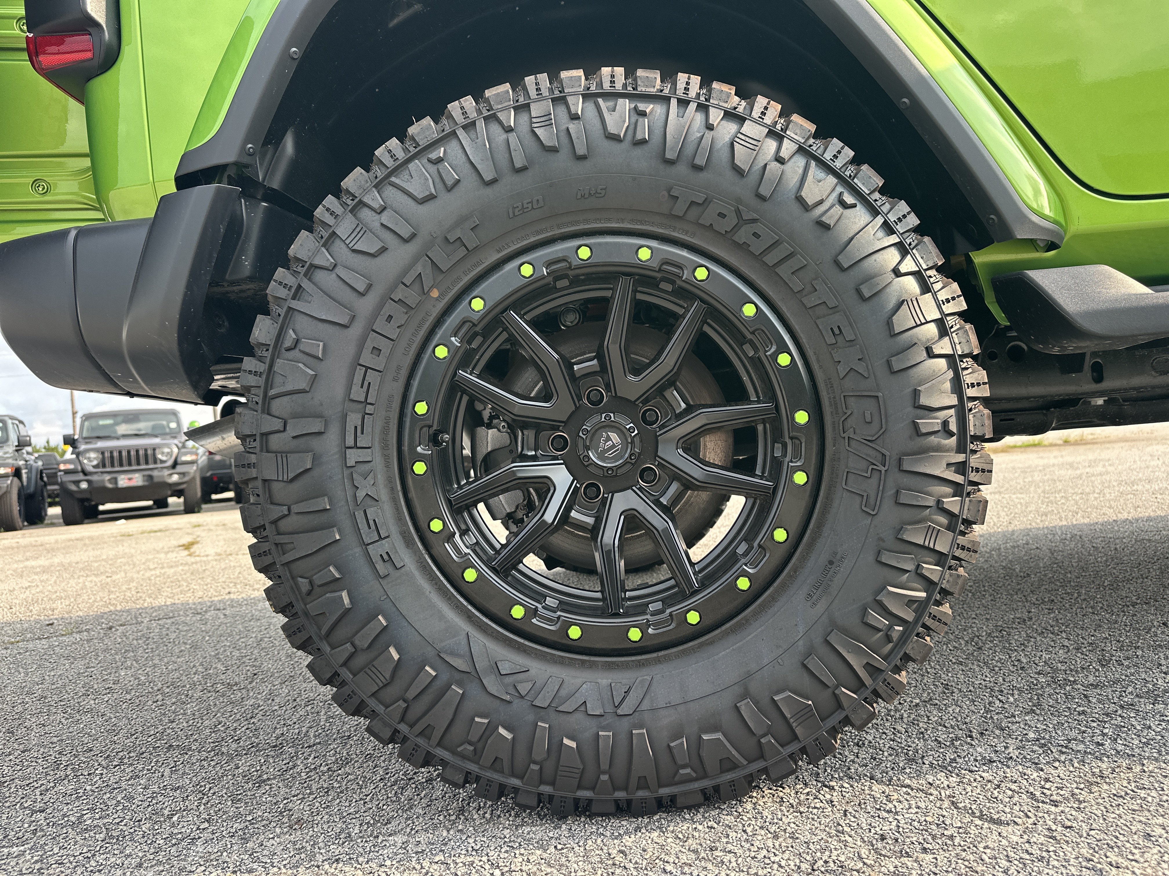 New 2026 Mojito Clear-Coat Exterior Paint Jeep Sahara image 18