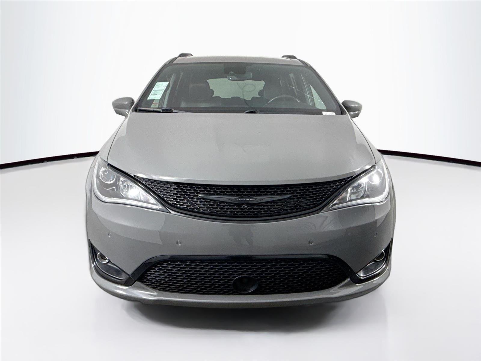 Used 2020 Ceramic Gray Clearcoat Chrysler Touring L Plus image 9