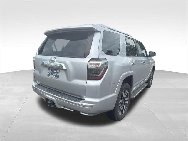 Certified Used 2019 CLASSIC SILVER MET Toyota Limited image 4