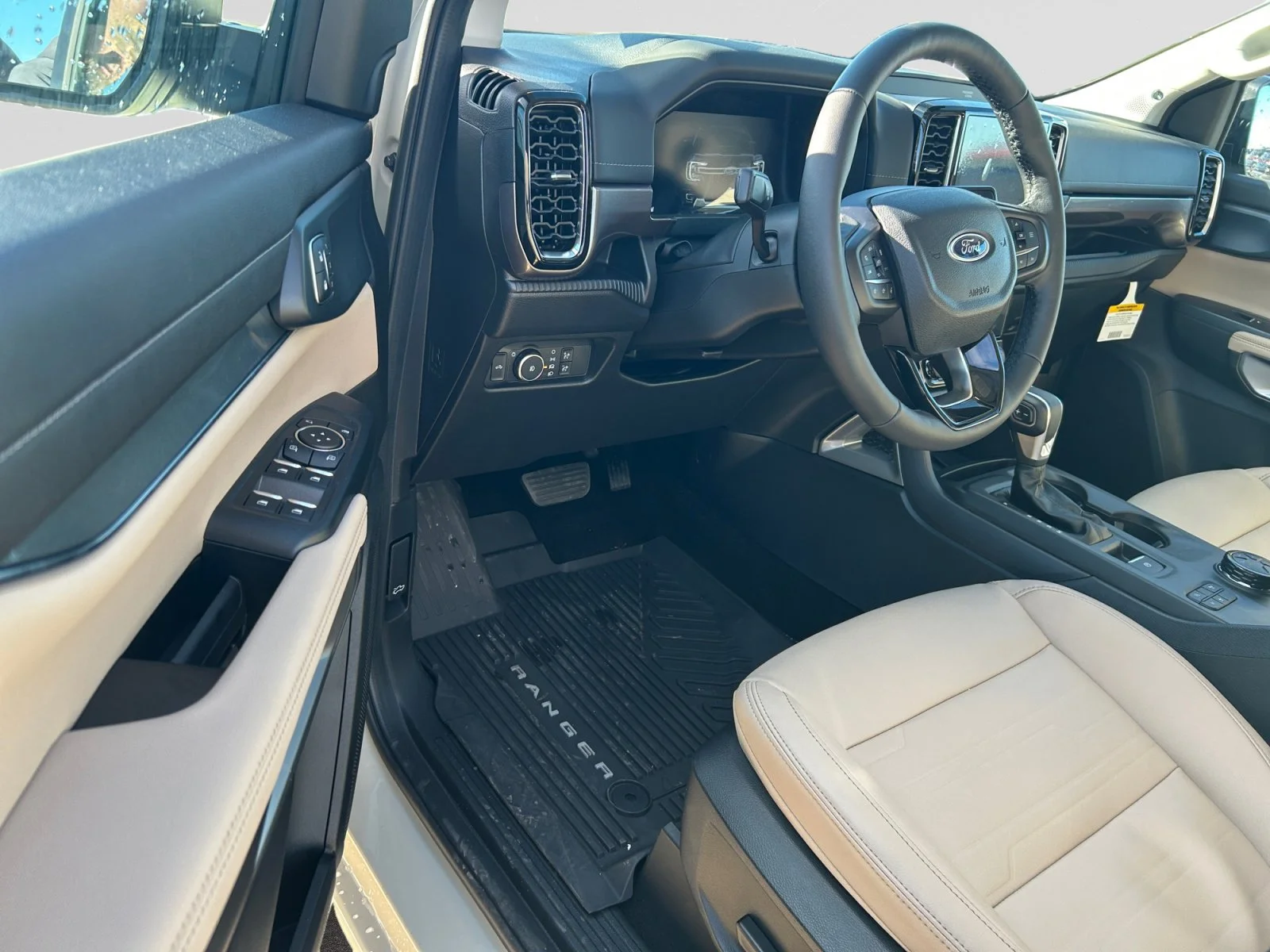New 2025 Desert Sand Ford Lariat image 12