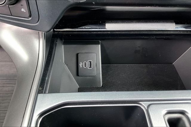 Used 2025 Black Ford Lariat image 23