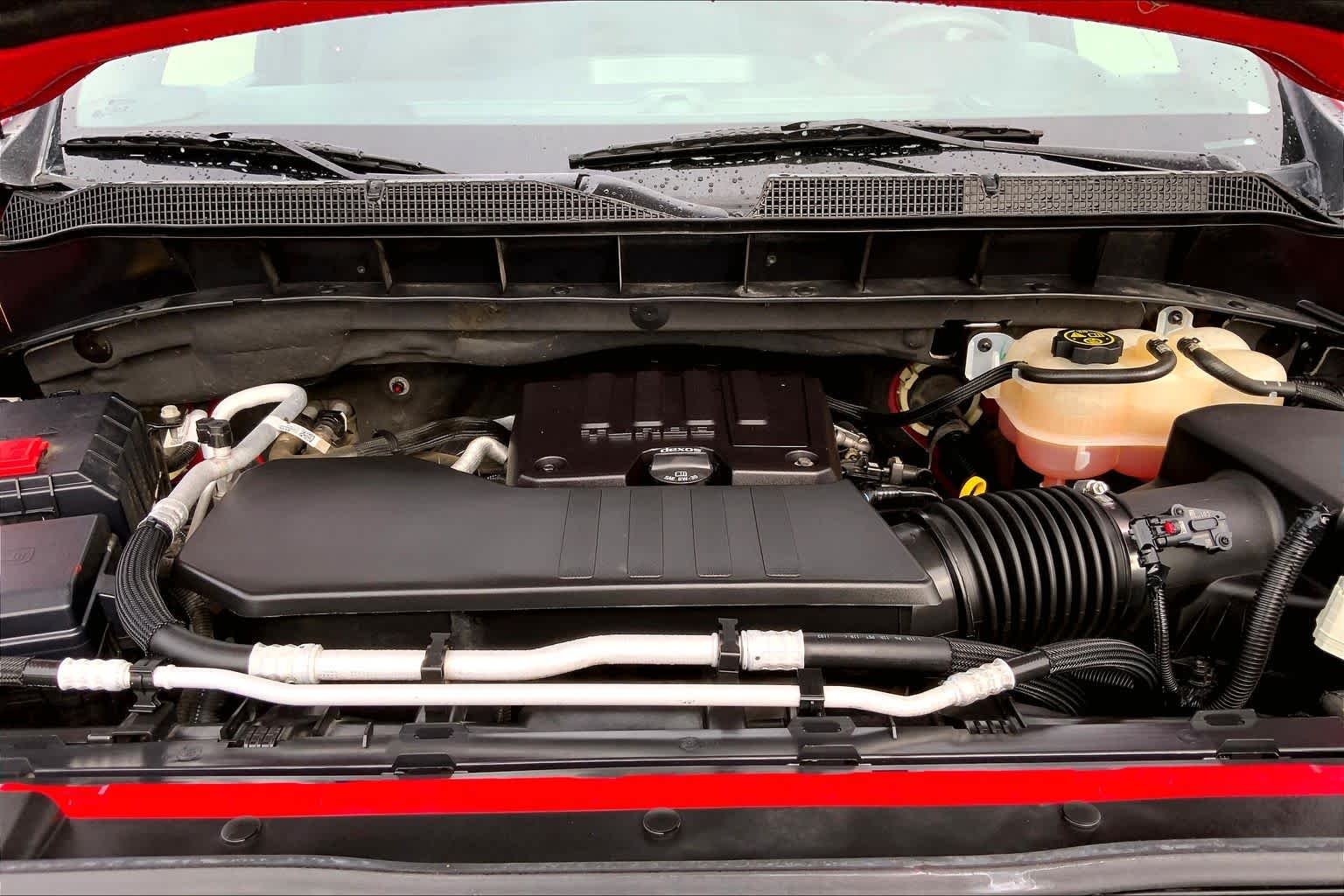 Used 2023 Red Hot Chevrolet Custom image 31