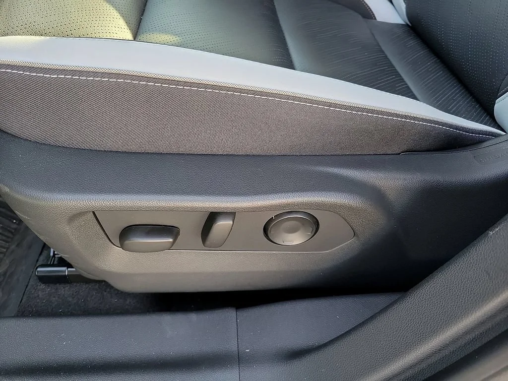 2026 Buick Envision Sport Touring - Photo 20