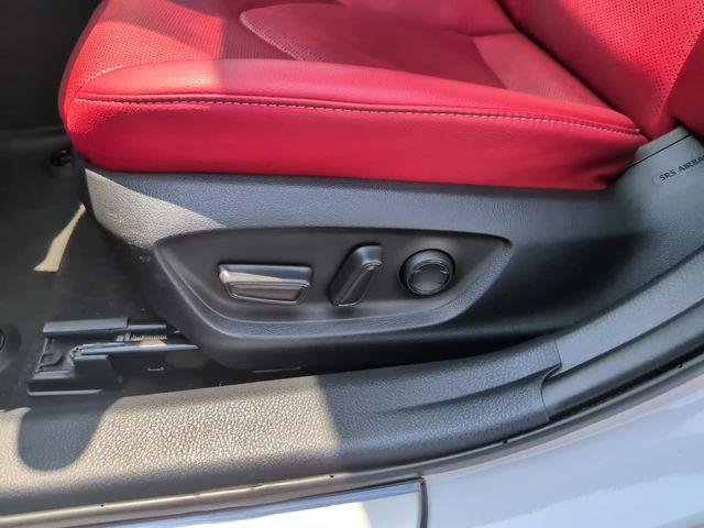 Certified Used 2023 MID BLK/WIND CHILL Toyota  image 12