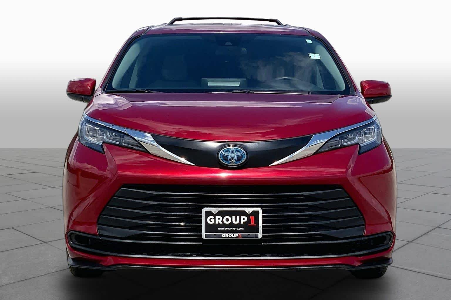 Used 2022 Ruby Flare Pearl Toyota LE image 4