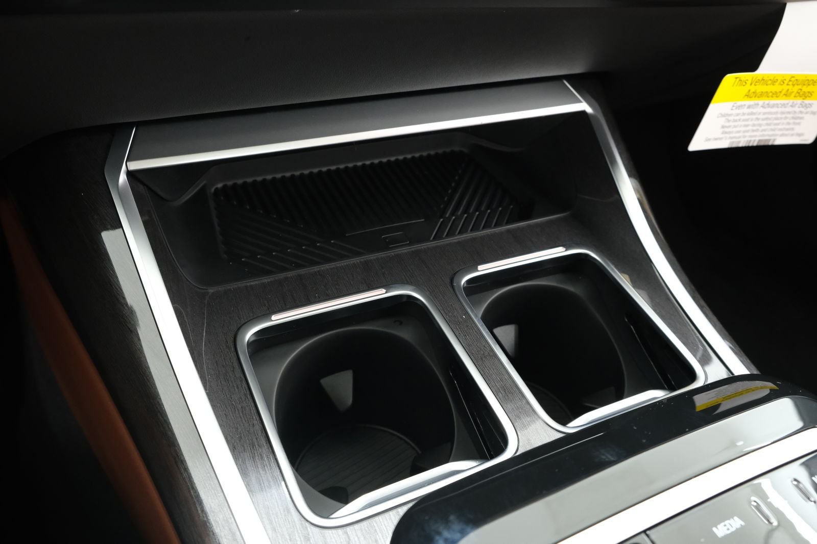 New 2026 Black Sapphire Metallic BMW 760i xDrive image 29