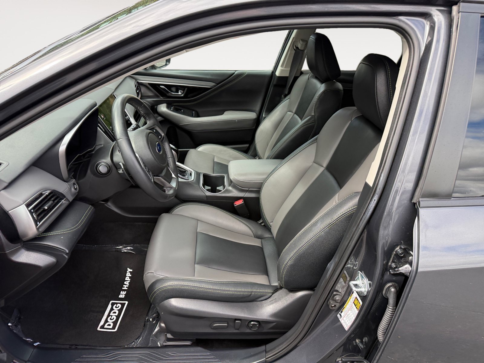 Certified Used 2023 Gray Metallic Subaru Onyx Edition image 10