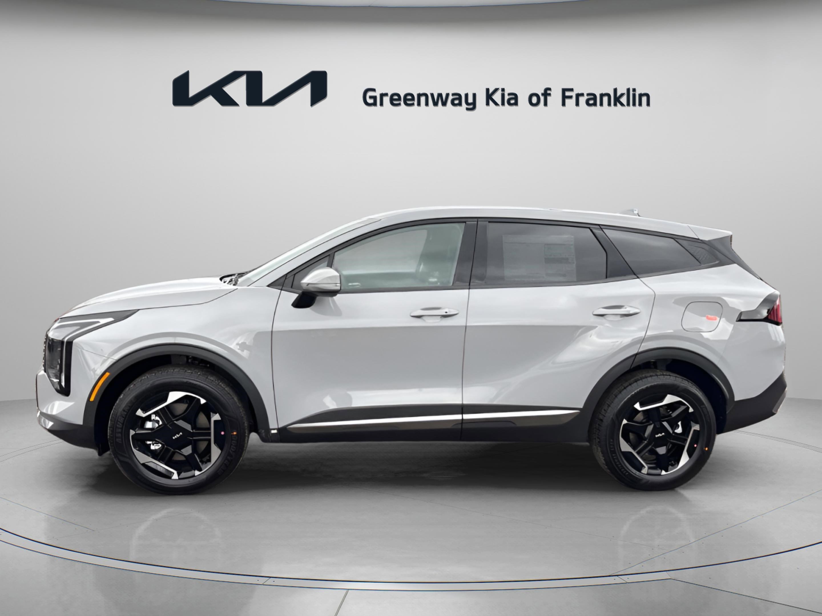 New 2026 Wolf Gray Kia S image 4