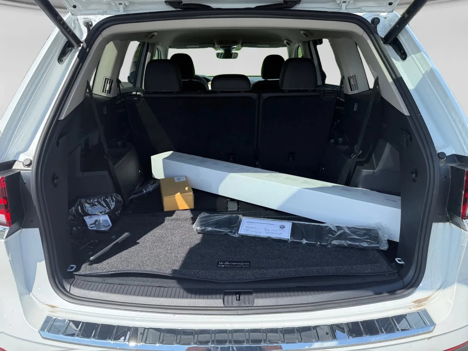 2026 Volkswagen Atlas SE w/Tech - Photo 23