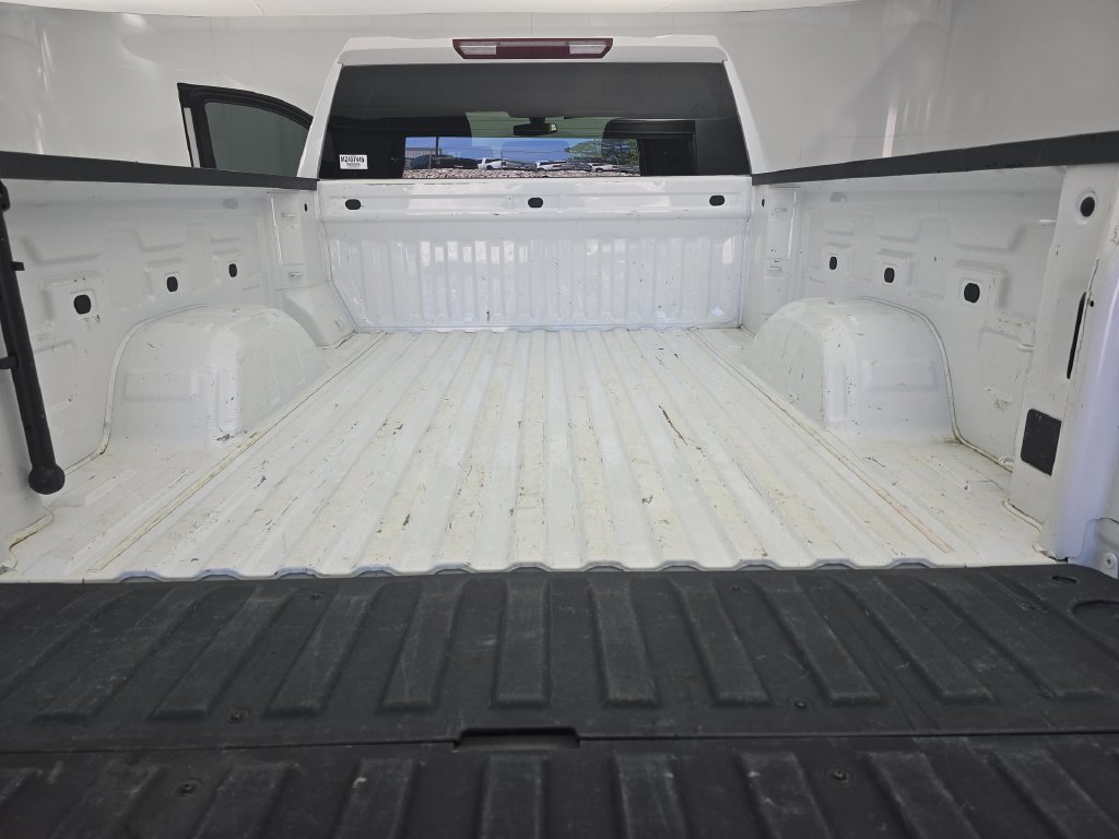 Used 2021 White GMC Elevation image 23