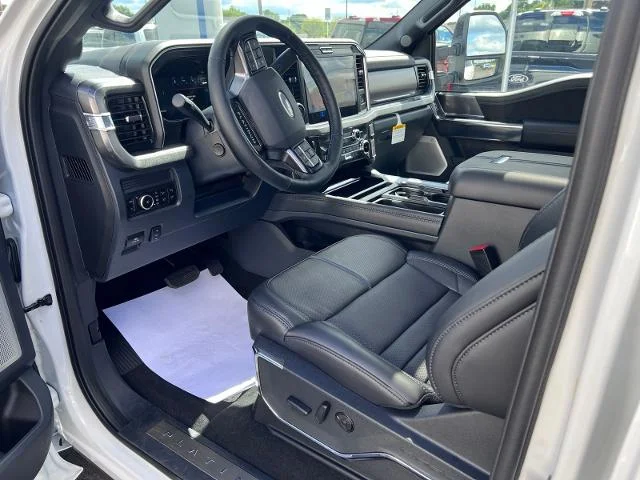 New 2026 Star White Metallic Tri-Coat Ford F-350® Platinum® image 100