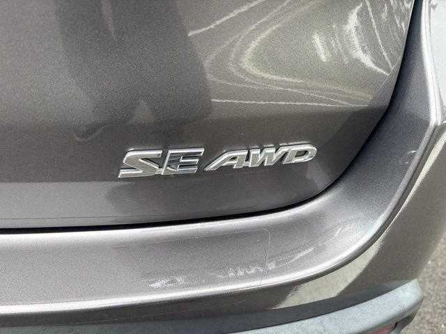 Used 2019 Gray Toyota SE image 9