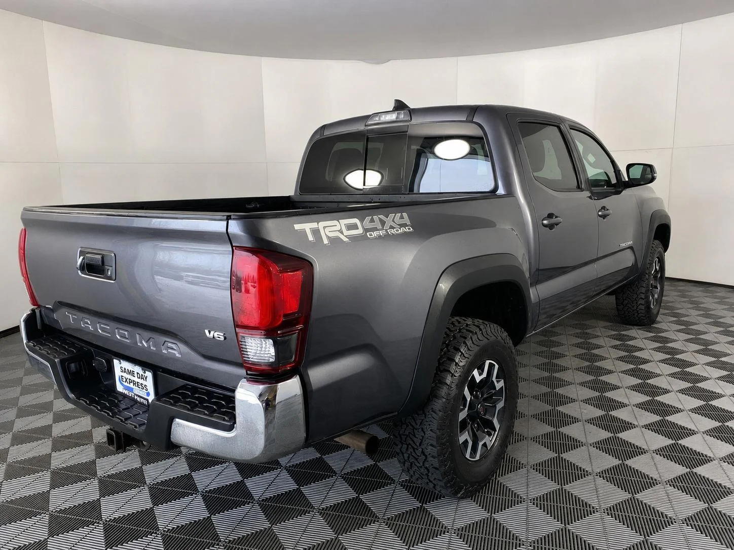 Used 2019 Magnetic Gray Metallic Toyota TRD Off-Road image 18
