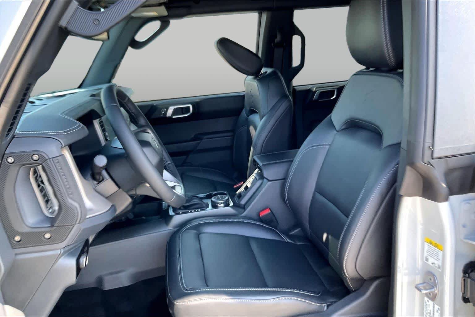 New 2026 Avalanche Gray Ford Outer Banks® image 7