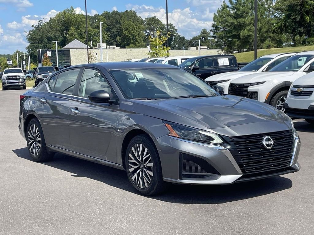 2025 Nissan Altima