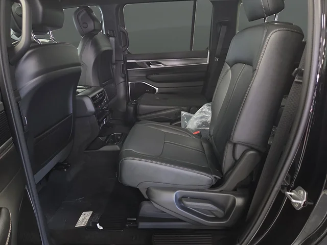 New 2026 High Gloss Black Exterior Paint Jeep Limited Altitude image 36