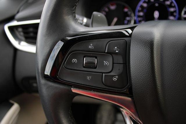 Used 2022 White Buick Premium Group image 11