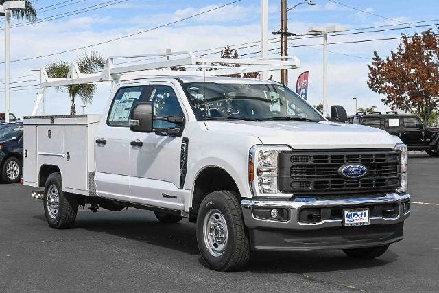 New 2026 Oxford White Ford F-350® XL image 34