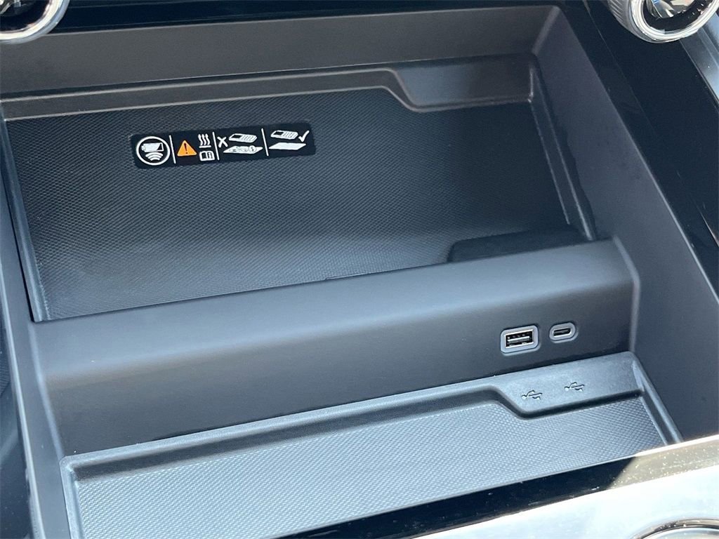 2025 Chevrolet Tahoe Premier - Photo 36