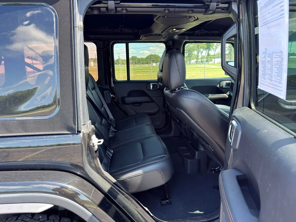 Used 2023 Black Jeep Rubicon 392 image 32