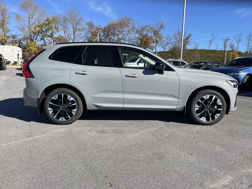 2026 Volvo XC60 Ultra - Photo 26