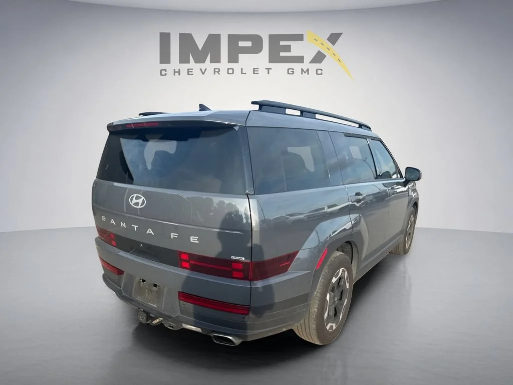 Used 2024  Hyundai SEL image 5
