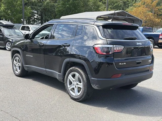 Used 2024 Black Jeep Latitude image 3