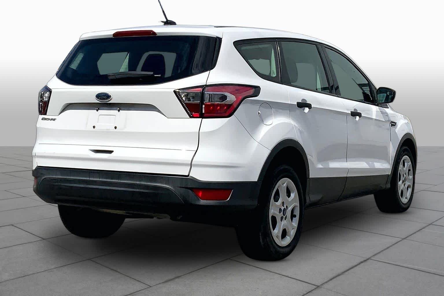 Used 2017 Oxford White Ford S image 11