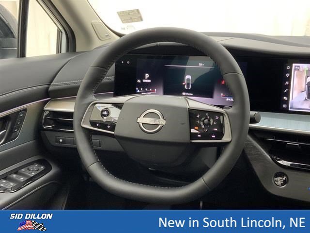 New 2026 Everest White Pearl Tricoat Nissan SL image 9
